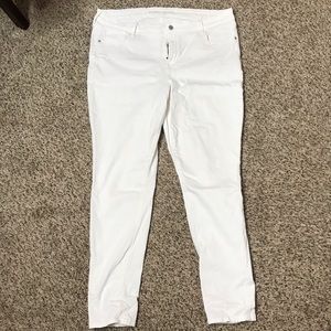 NWOT OLD NAVY Jeans Rockstar 16 White